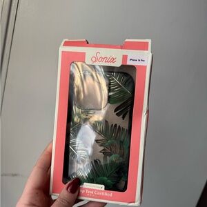 Sonix Tropical Leaf iPhone 14 Pro Case